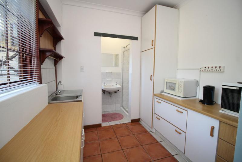 To Let 1 Bedroom Property for Rent in Blommendal Western Cape
